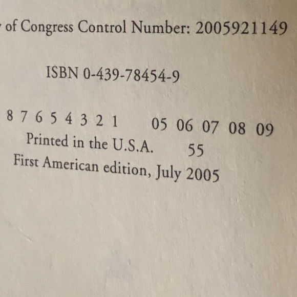 🎃🍎Harry Potter & the Half Blood Prince1st Ed. Bookw/errors?620$40 or $35 w/offer - Picture 3 of 3